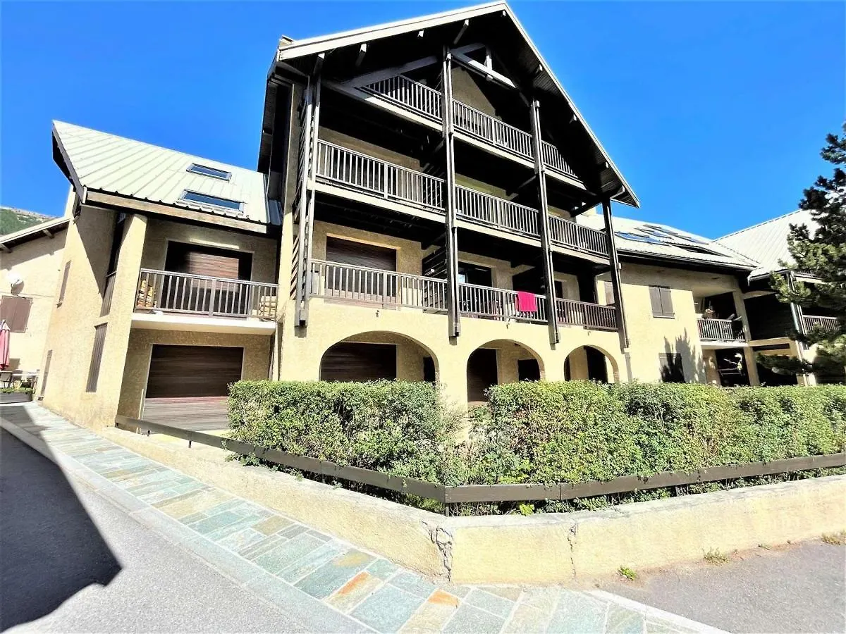Appartement Le Monetier-Les-Bains, 1 Piece, 4 Personnes - Fr-1-330F-18 0*,